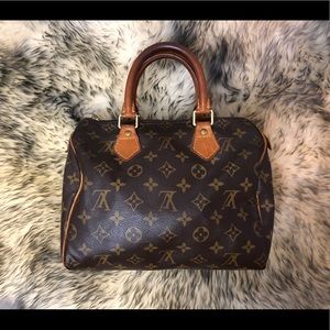 Authentic Vintage Louis Vuitton Speedy 25